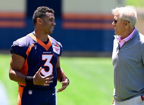 Russell Wilson päättää jatkaa voimansa parantamista lomien aikana